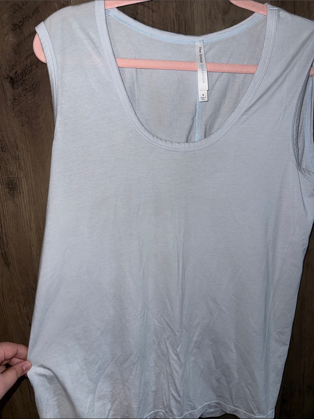 The group Babaton tank top